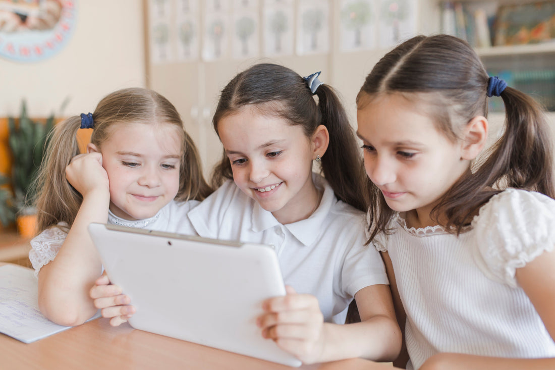 Building Healthy Tech Habits: How to Encourage Mindful Screen Use in Children
